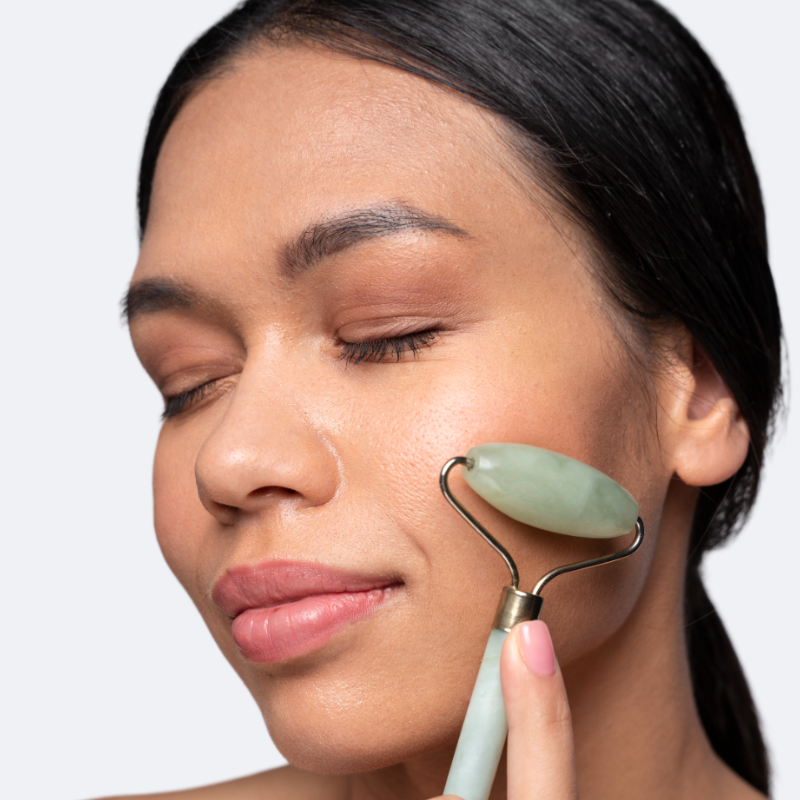 Gua-Sha and Roll Face