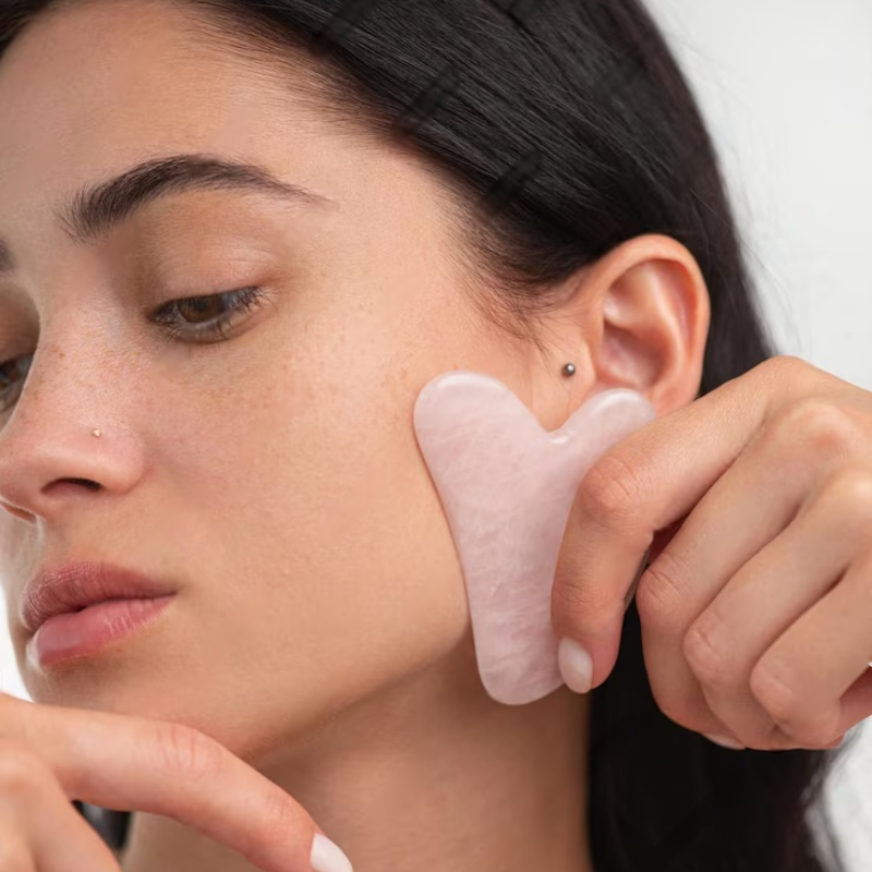 Gua-Sha and Roll Face